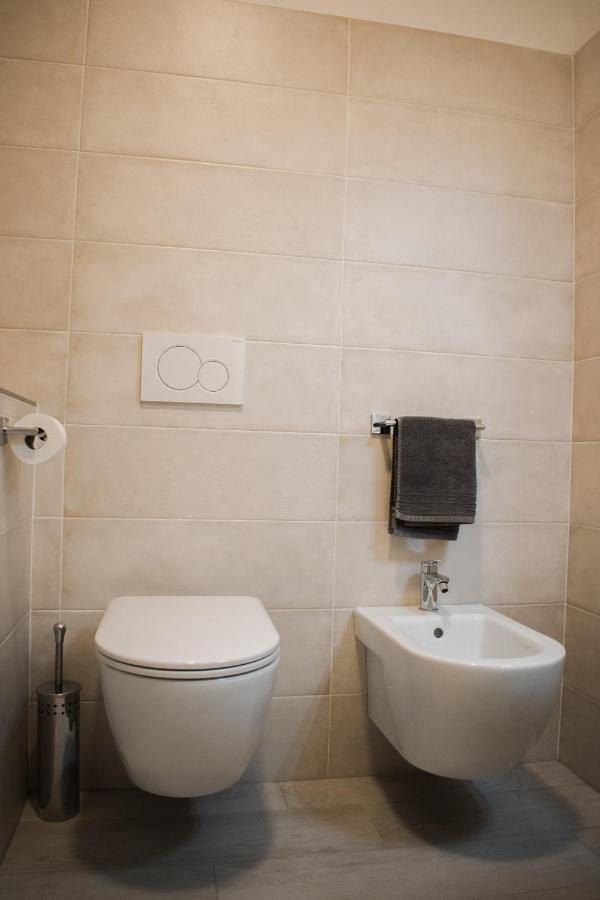 Ca Rita Apartments Malcesine Bagian luar foto